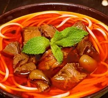 Stewed Lamb Rice Noodles