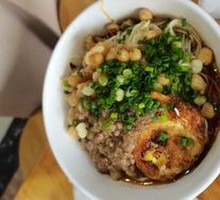 Noodles with Mixed Ingredients