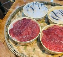 Sliced Pork Kidney with Big Knife