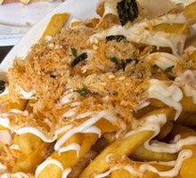Salted Egg Yolk Potato Strips