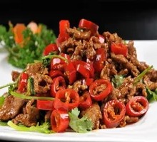 Stir-Fried Beef with Yellow Onion