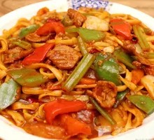 Beef Stir-Fried Knife-Cut Noodles