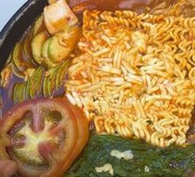 Classic Ramen Hot Pot