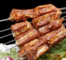 Hand-grabbed Lamb Ribs
