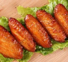 Spicy Stir-Fried Chicken Wings