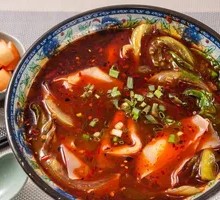 Red Broth Seafood Wontons