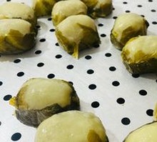 Qingming Herb Steamed Bun