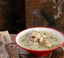 Snow Bean Pig Trotter
