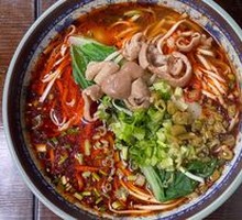 Stewed Intestine Noodles