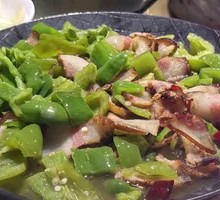 Green Pepper with Old Bacon