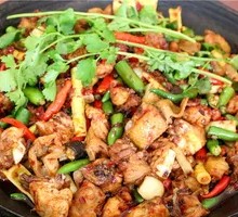 Braised Pork Intestines in Clay Pot
