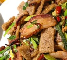 Qingcheng Mountain Old Preserved Meat Stir-fry