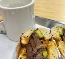 Yulinia Smoked Beef Brisket Bagel