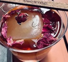 Ice Coconut Rose Cold Brew