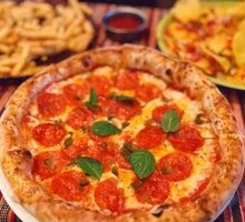 Paparoni Mexican Chili Pizza