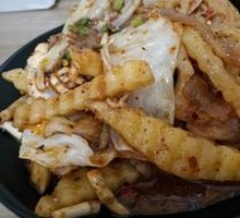 Wolf Tooth Potato with Vegetables