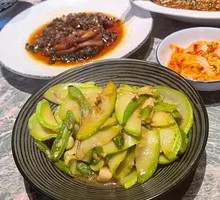 Stir-fried Three-month Gourd
