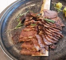 Charcoal-Grilled Zhaojue Beef Ribs