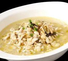 Sour Cabbage and Doubanjiang Soup