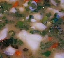 Green Pepper and Pickled Cabbage Fish Slices