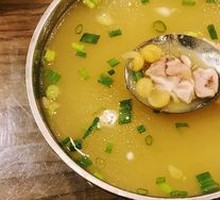 Boneless Chicken and Soybean Soup Rice