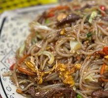 Stir-Fried Beef Noodles