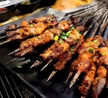 Grilled Lamb Skewers