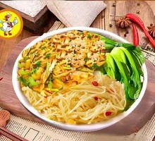 Pork Shank and Spicy Chicken Rice