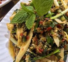 Bao烧胡辣椒黄喉