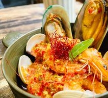 Sour Spicy Gòngcài Seafood