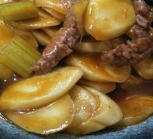 Beef Stir-Fried Rice Noodles