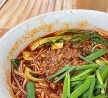 Fried Sauce Rice Noodles