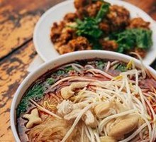 Stewed Intestine Noodles