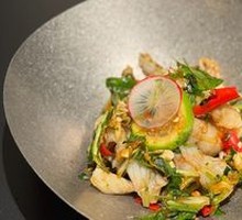 Dai-style Sour Spicy Pomfret Slices