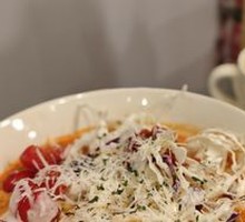 Sour Soup Beef Noodles