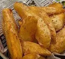 Cheesy Potato Wedges