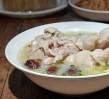 Young Ginger Pork Trotter Pot