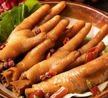 Spiced Braised Chicken Feet