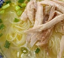 Country-style Stewed Chicken Noodles