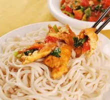 Tomato and Egg Noodles