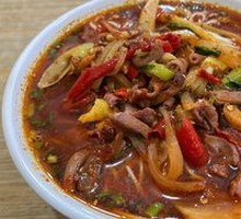 Sichuan-style Pepper Chicken Offal Noodles