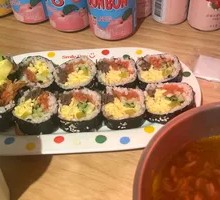 Vegetable Seaweed Rice Roll