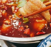 Single-Portion Boiled Catfish Buffet