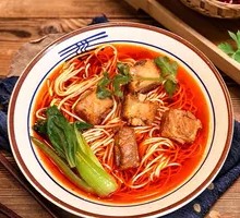 Pork Rib Noodle with Sauce