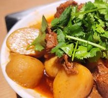 Beef Stewed with Potatoes
