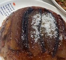 Sweet Steamed Pork Rolls