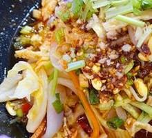 Spicy麻 Chicken Noodles with Cold Vermicelli