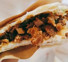 Lao Tongguan Meat Sandwich