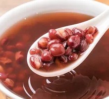Freshly Boiled Red Bean Soup