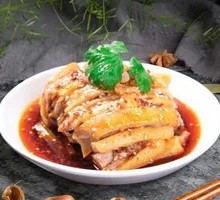 Spicy Chicken Cubes in Chili Oil